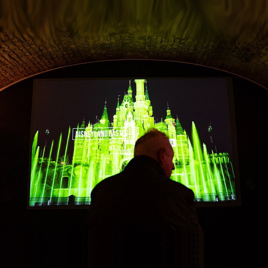 Best Silver Screen Paint for 3D projection: A Complete Buyer’s Guide